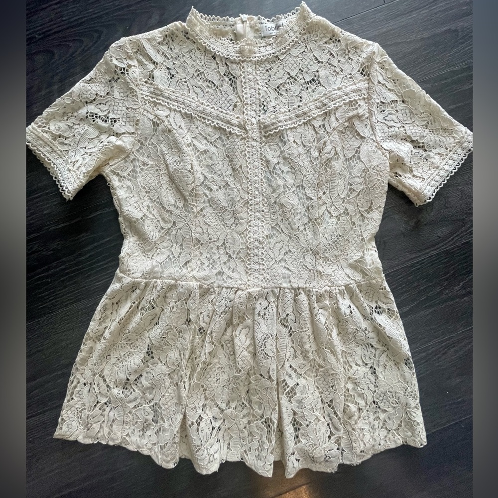 Women’s XS lace top